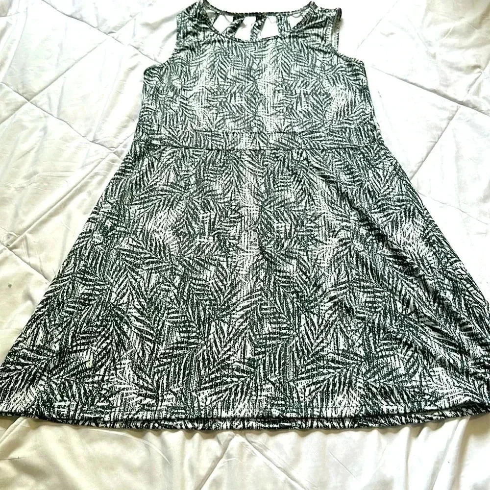 Reel legends black/ white summer dress size large beach